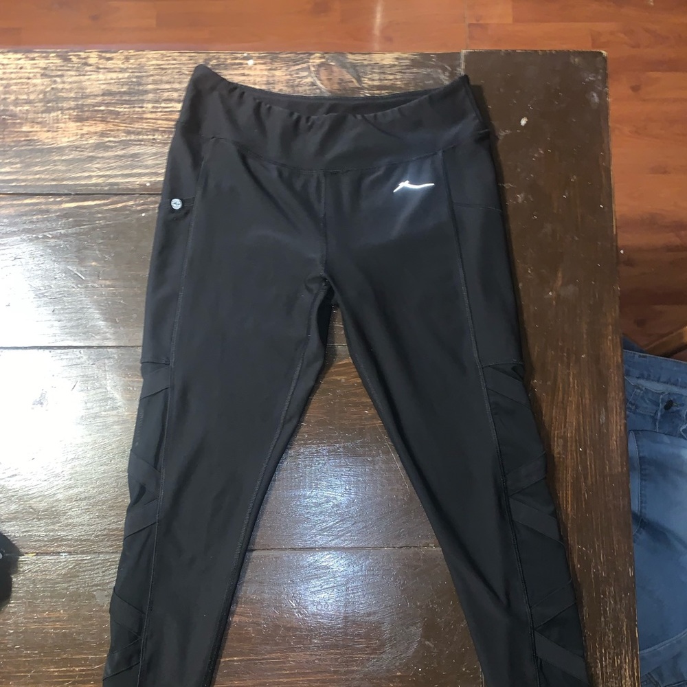 Black leggings.